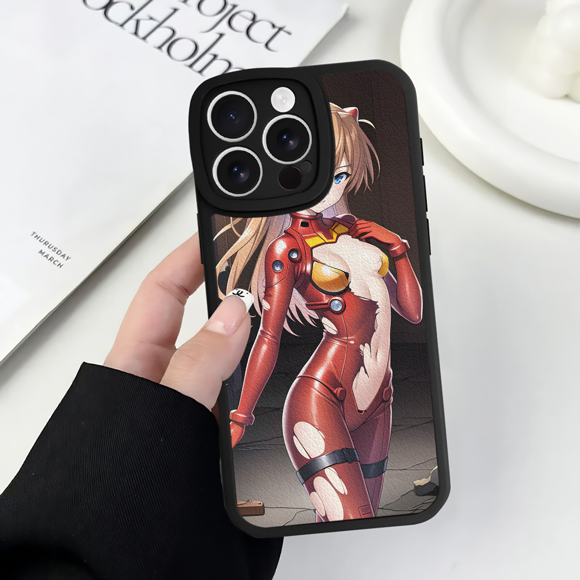 （画像用） EVA 新世紀エヴァンゲリオン 【iPhone 16シリーズ対応】シリコンスマホケース（レザー調） 材質：シリコン